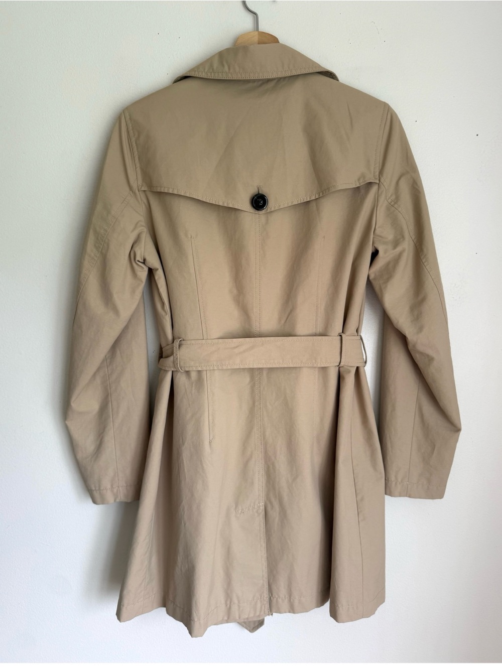 Lands’ End Heritage Lapel Trench Coat in Khaki Tan - Picture 4 of 6